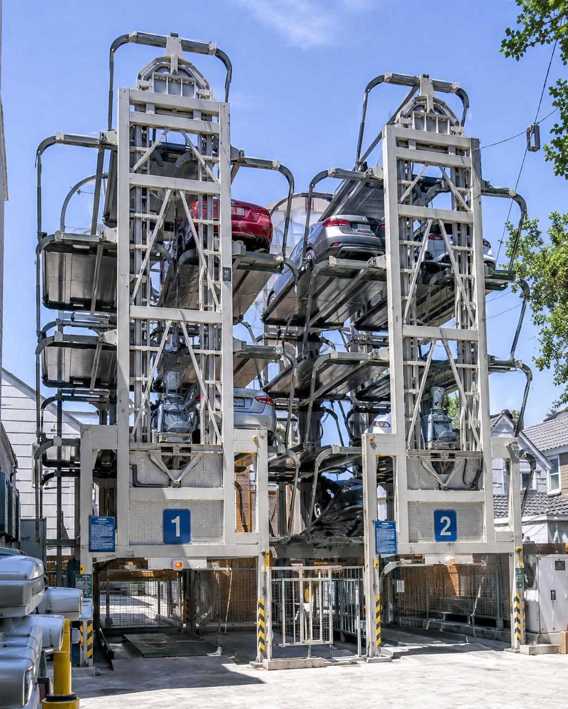 Two Carousel towers standing side by side in Charleston, South Carolina